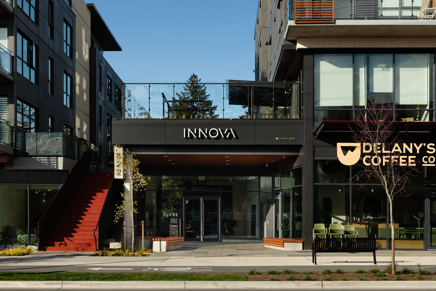 Innova-Exterior1